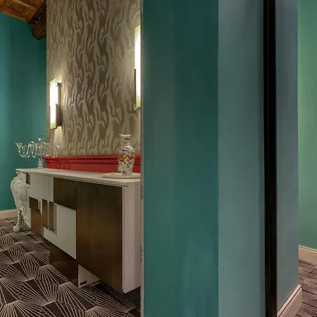 Bed & Breakfast Three In Spanish Steps Roma